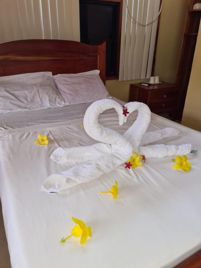 La-Familia Guest House Siquijor Dış mekan fotoğraf
