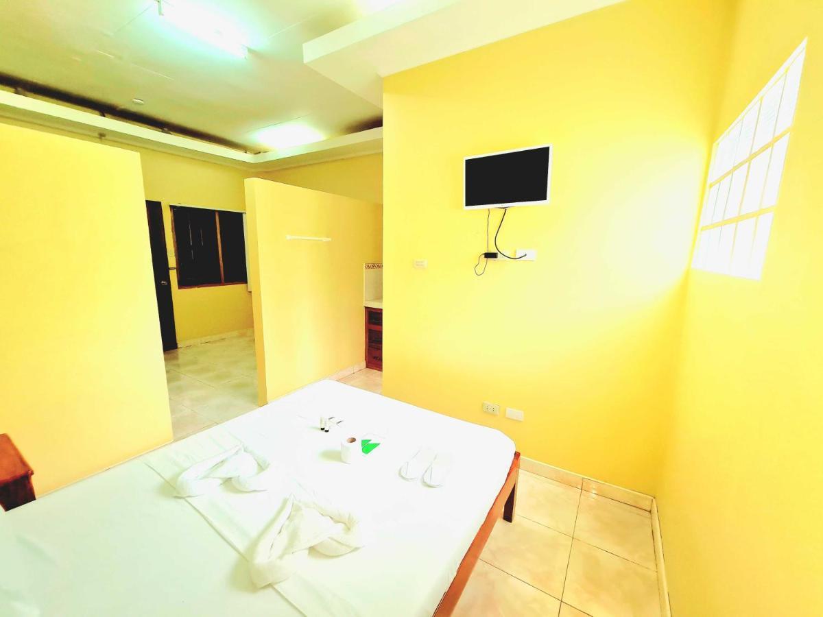 La-Familia Guest House Siquijor Oda fotoğraf